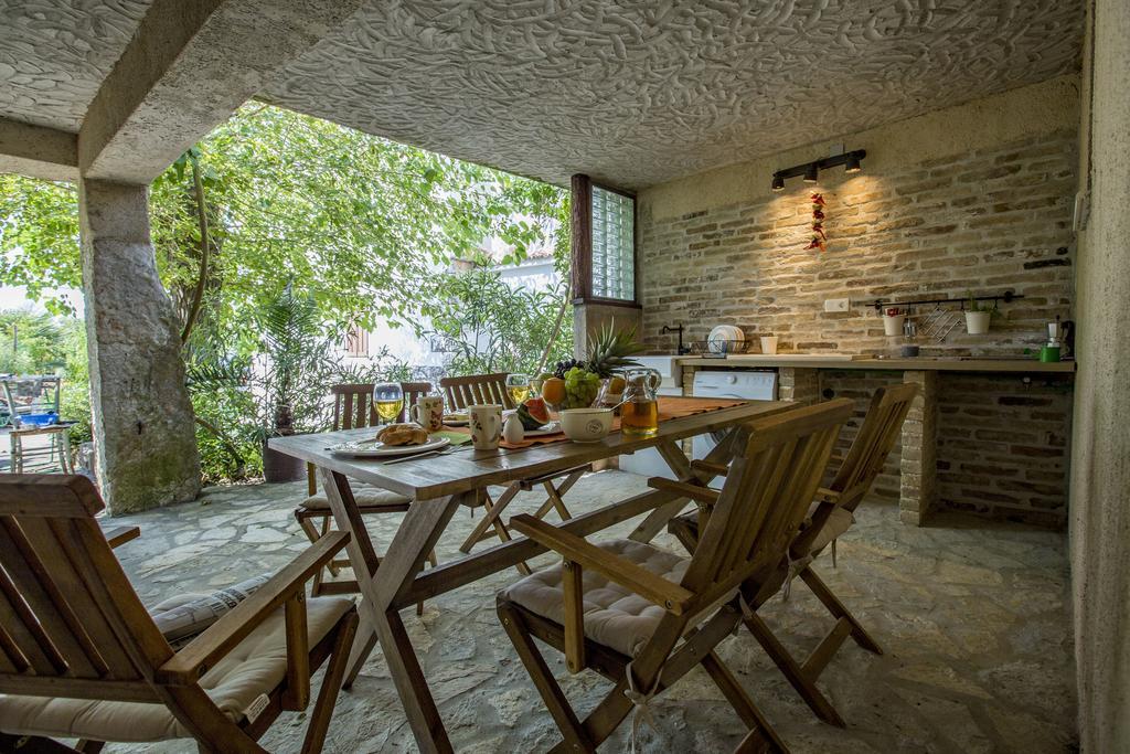 Apartments Villa Kras Krk Malinska Exterior foto